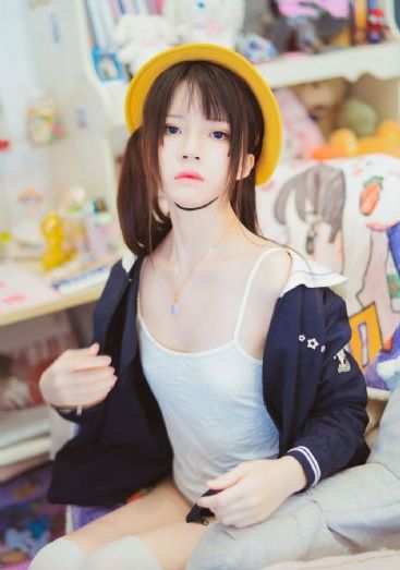 非她不可
